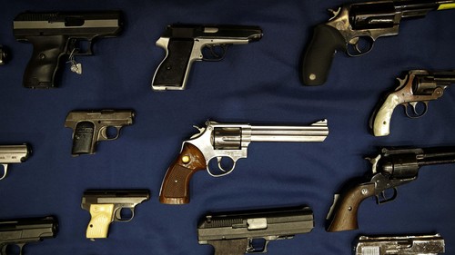 White House urges congress restore weapon sale ban - ảnh 1
